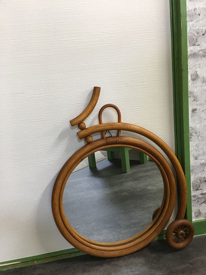 ラタン壁掛けミラー　アンティーク