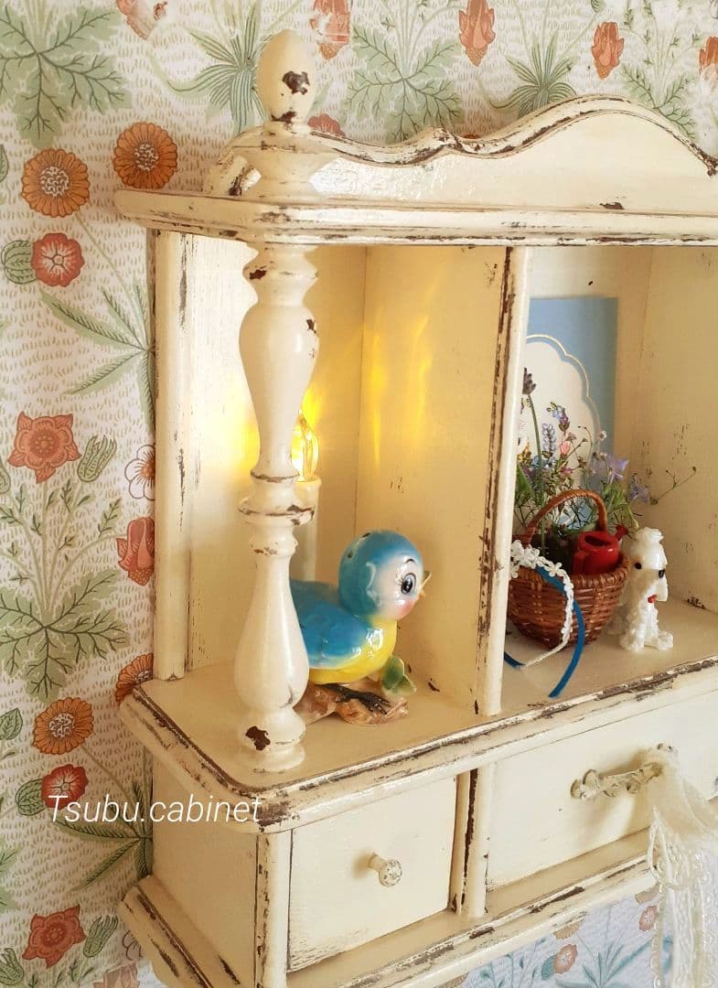 アンティーク・ヴィンテージ調　シャビー　ウォールシェルフ　キャビネット