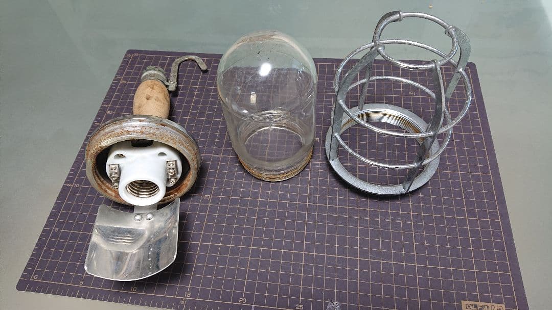 インダストリアル　ビンテージ　ランプ