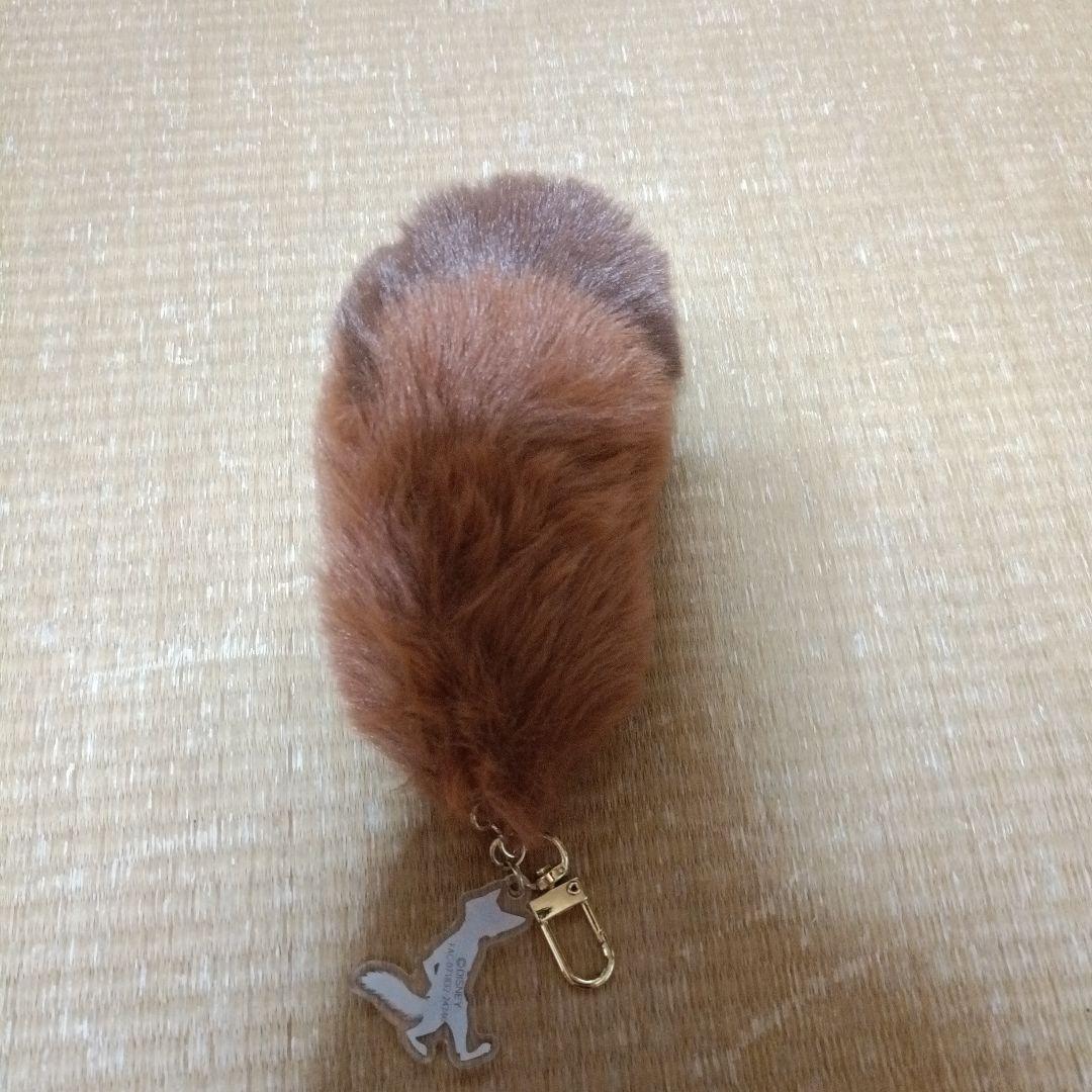 ズートピアニックキーチェーン 2つとショルダーバック