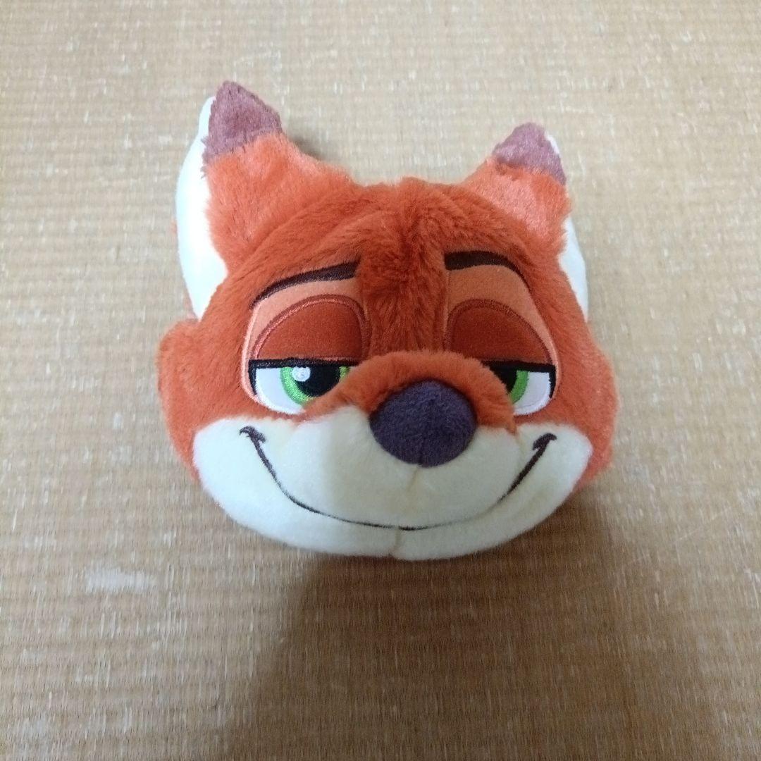 ズートピアニックキーチェーン 2つとショルダーバック