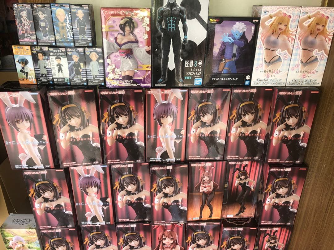 バニー　ハルヒ　シャルティア　まりん　呪術　ナナチ　怪獣8号　フィギュア　63個