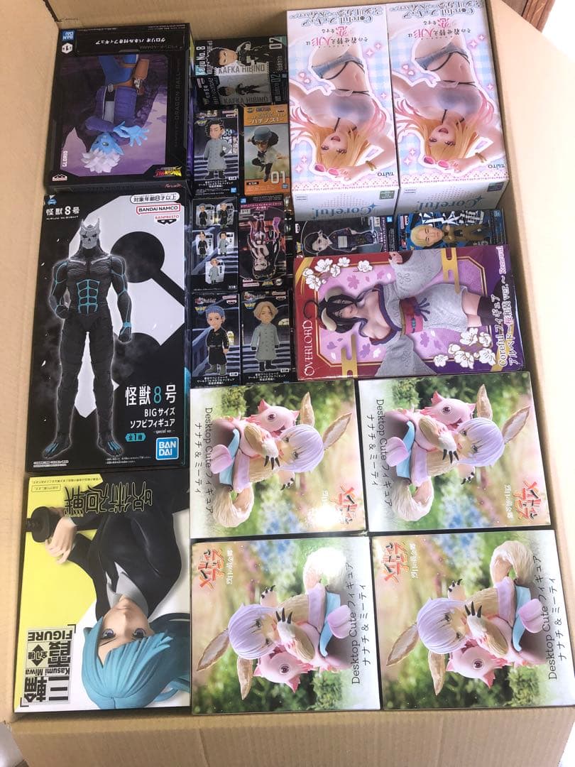 バニー　ハルヒ　シャルティア　まりん　呪術　ナナチ　怪獣8号　フィギュア　63個