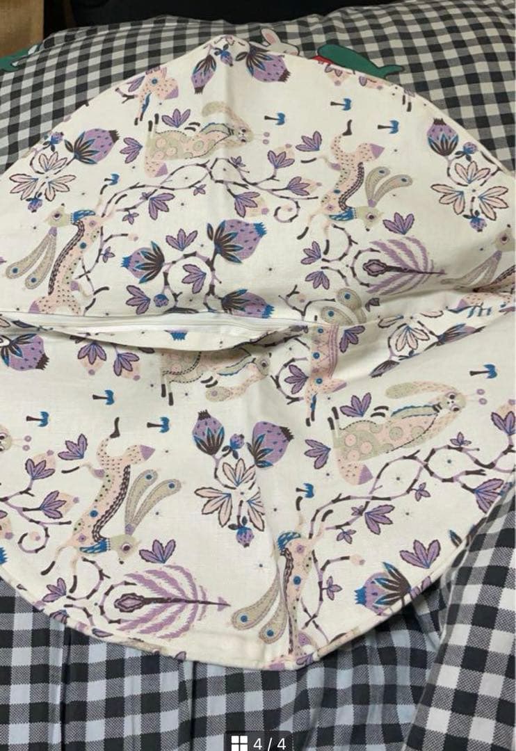 KlausHaapaniemiクッションカバー:Rabbit Round