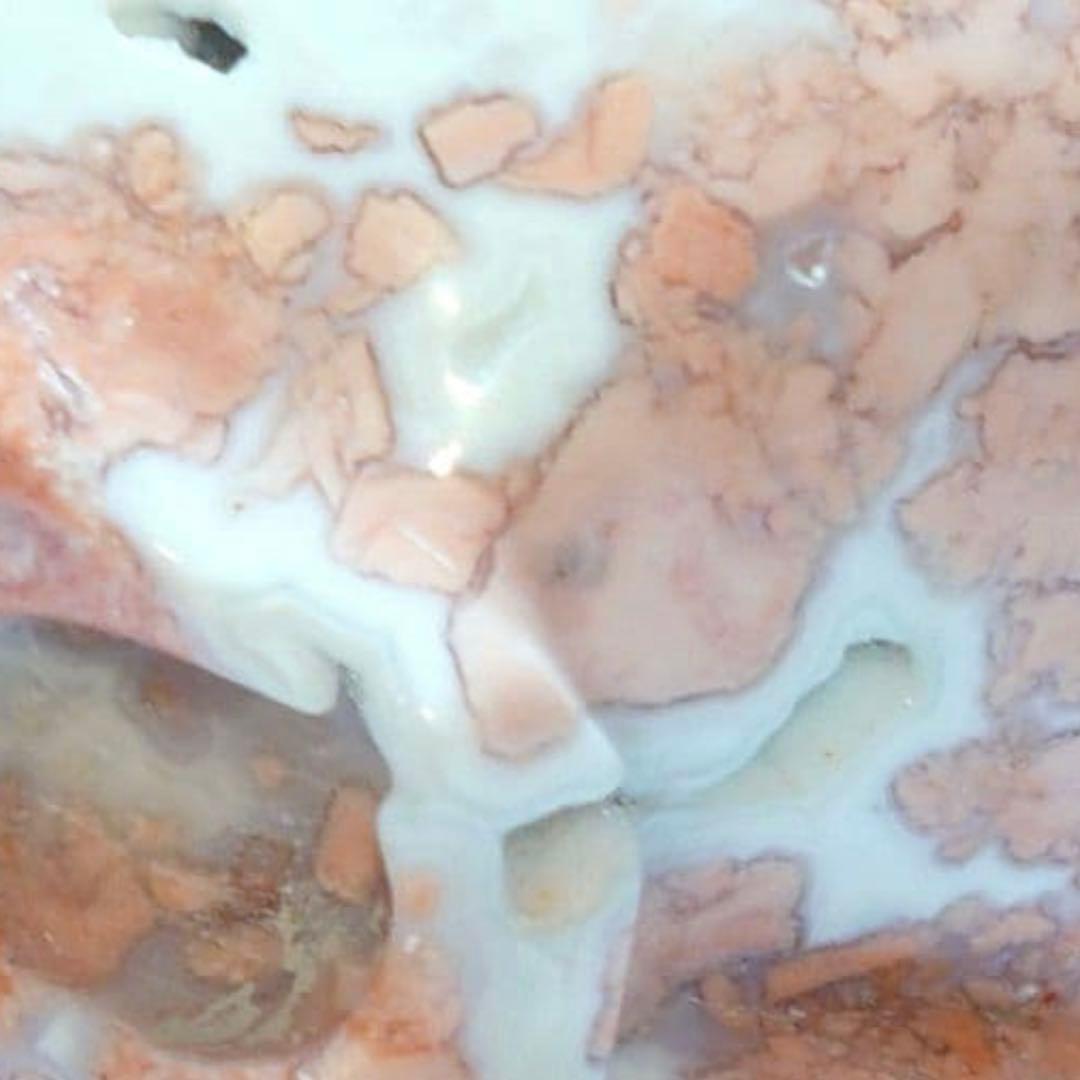 1点もの　天然石　ジオード桜瑪瑙　スカル　置き物　ピンクアゲート