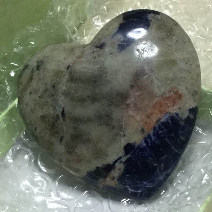 特価❗️希少天然ソーダライト大きなハート／管理番号T757-1232