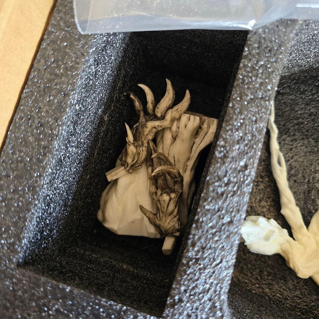 地啼龍アンイシュワルダ ガレージキット - メルカリ