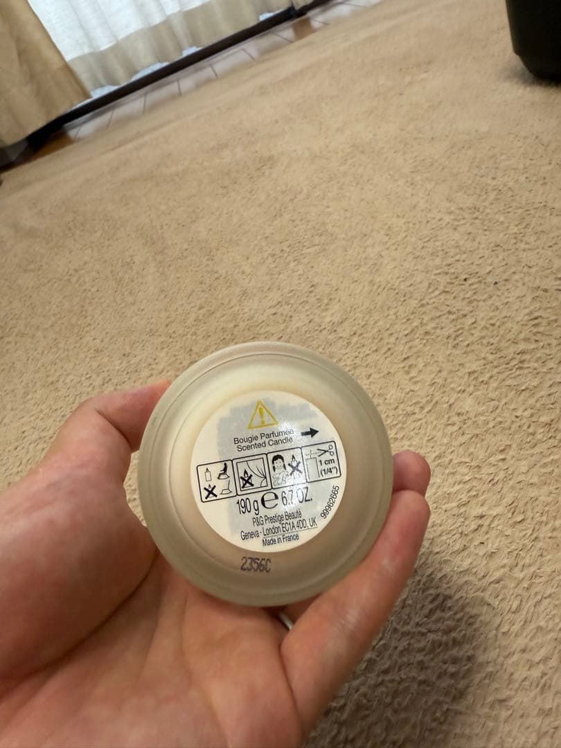 Flora by Gucci Gorgeous Gardenia キャンドル