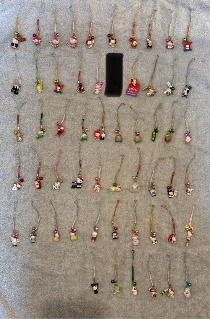 ご当地キティ　まとめ売り　135点