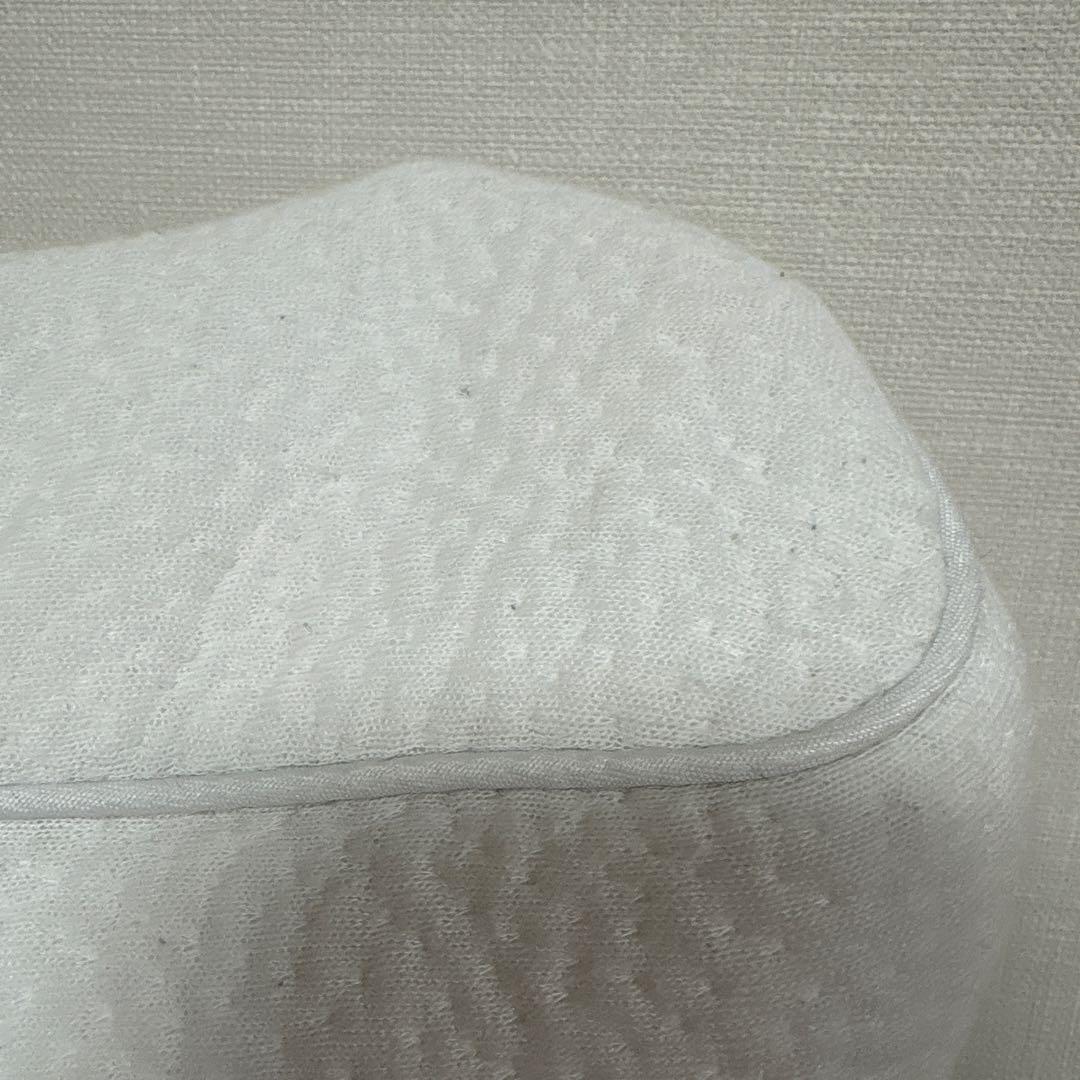 ヒツジのいらない枕【至極】カバー付　丸洗いOK 箱なし