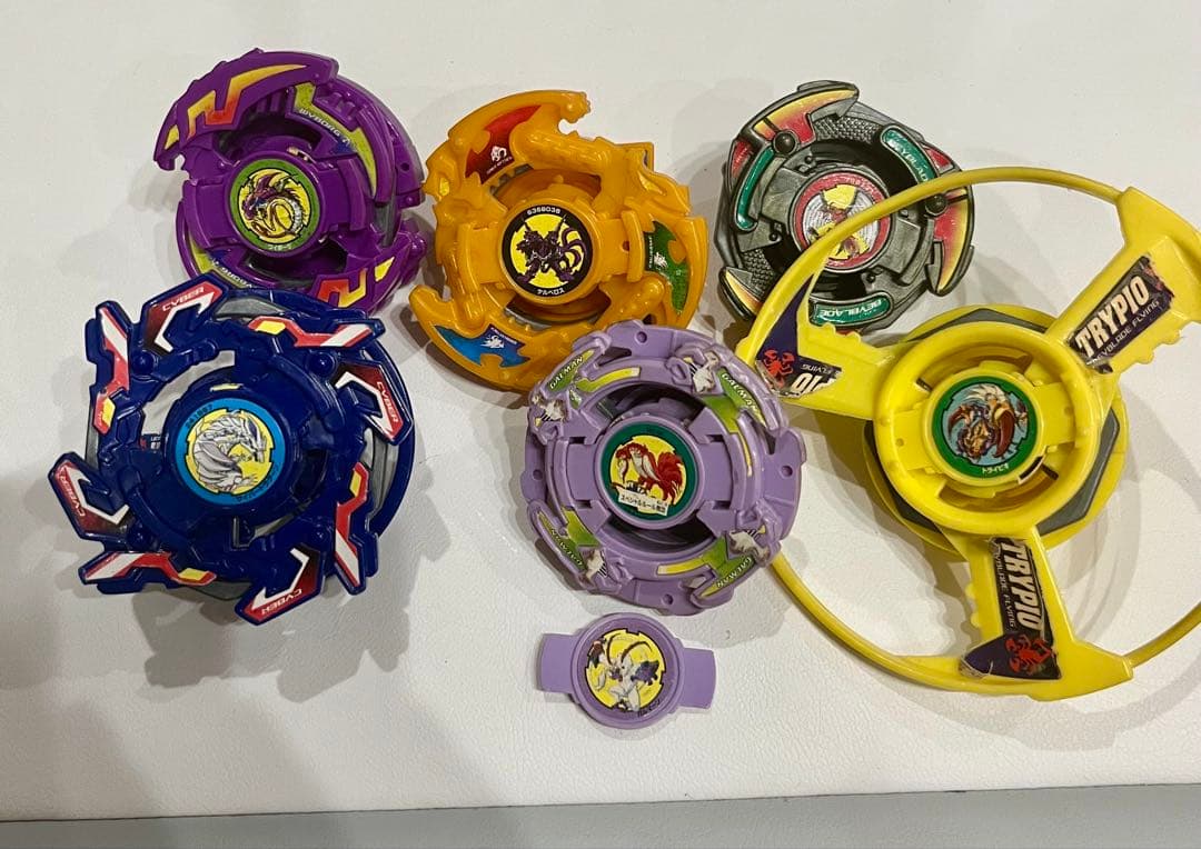 爆転シュートベイブレード 12種まとめ売り - メルカリ