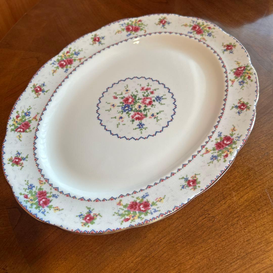 153◆ロイヤル・アルバート　楕円形サービングプラター　プチポワン