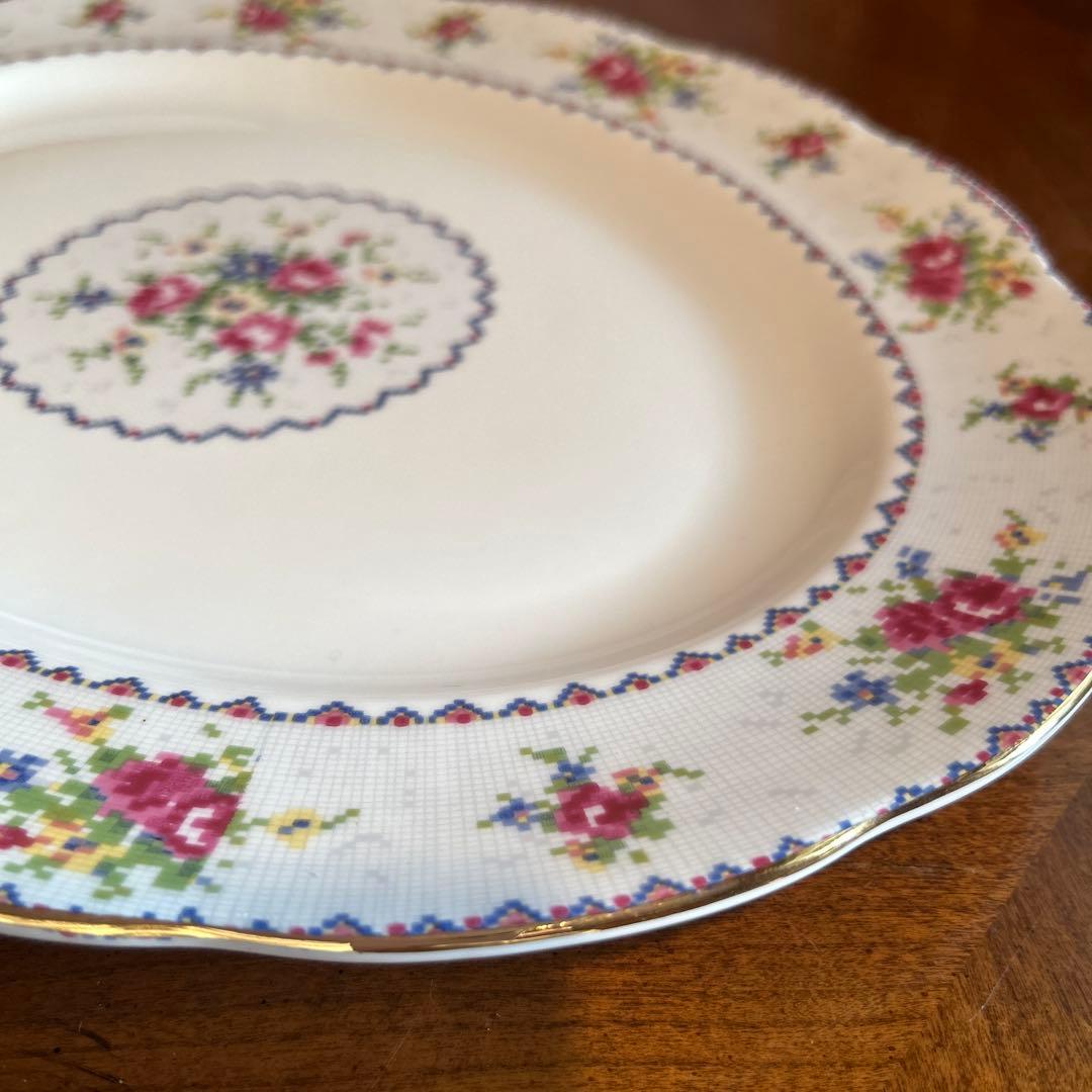 153◆ロイヤル・アルバート　楕円形サービングプラター　プチポワン