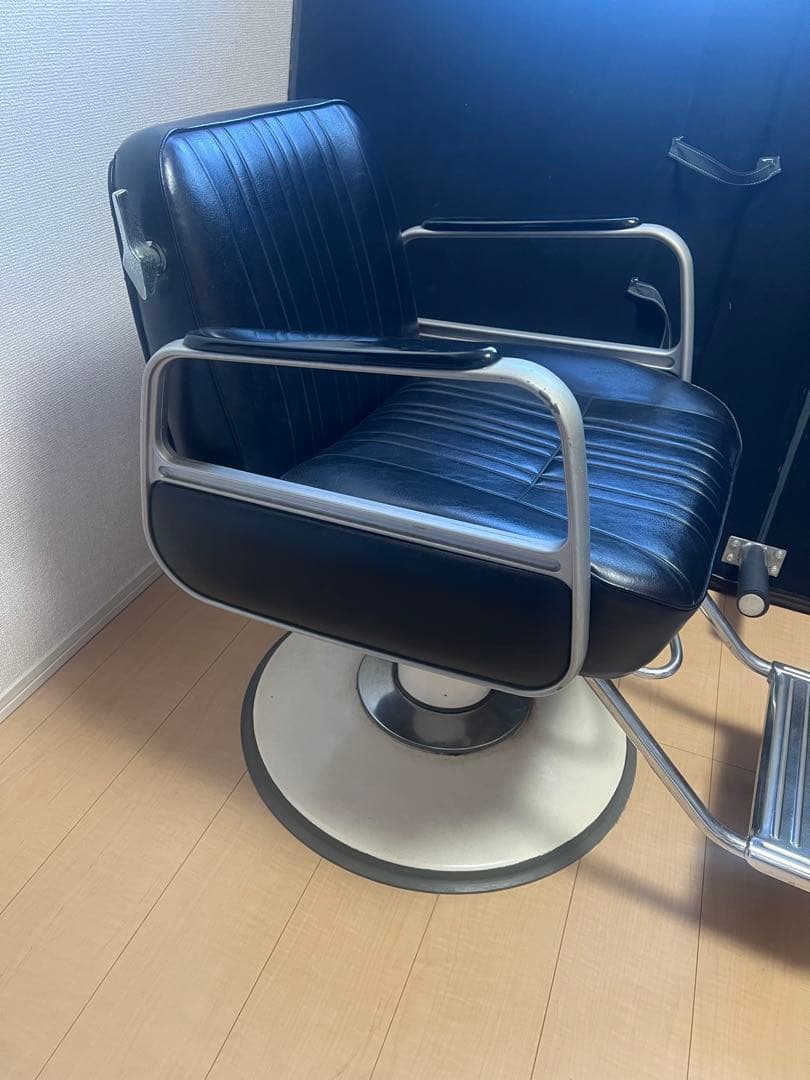 【entown66】タカラベルモント　バーバーチェア