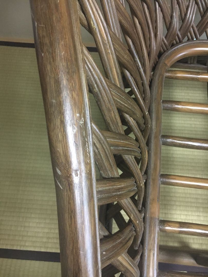 ねこ様　ラタンソファ 美しい曲線デザイン ダークブラウン　籐　猛暑対策