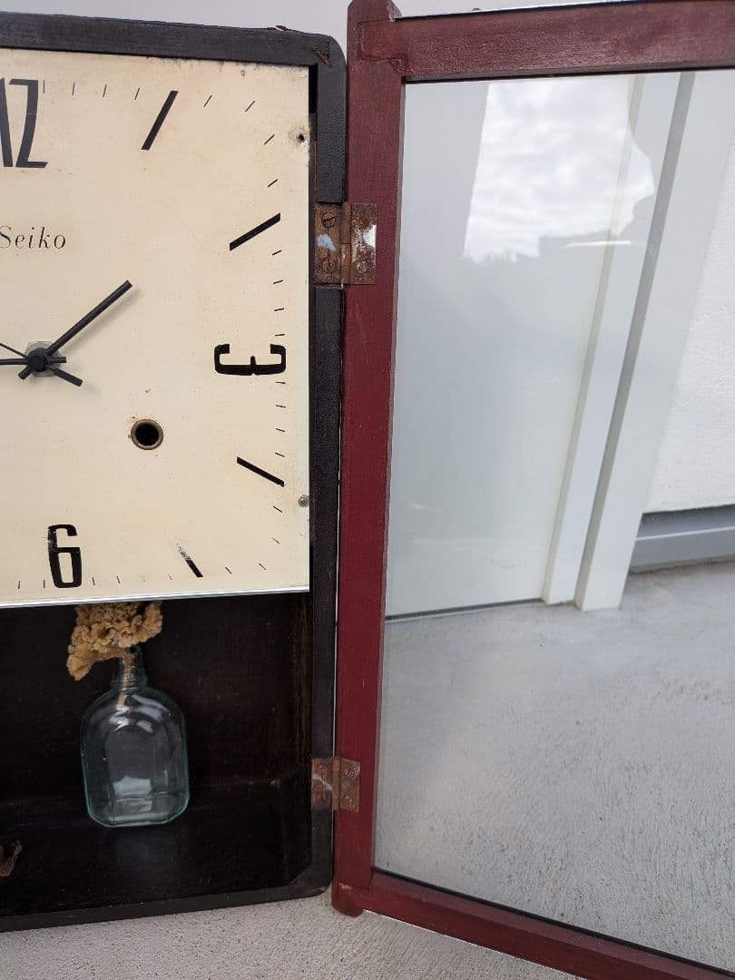Seiko レトロ掛け時計 ミニ花瓶付き