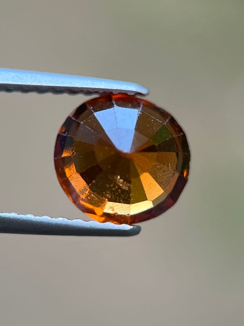 ヘソナイトガーネットルース2.2ct 日本宝石ソーティング付