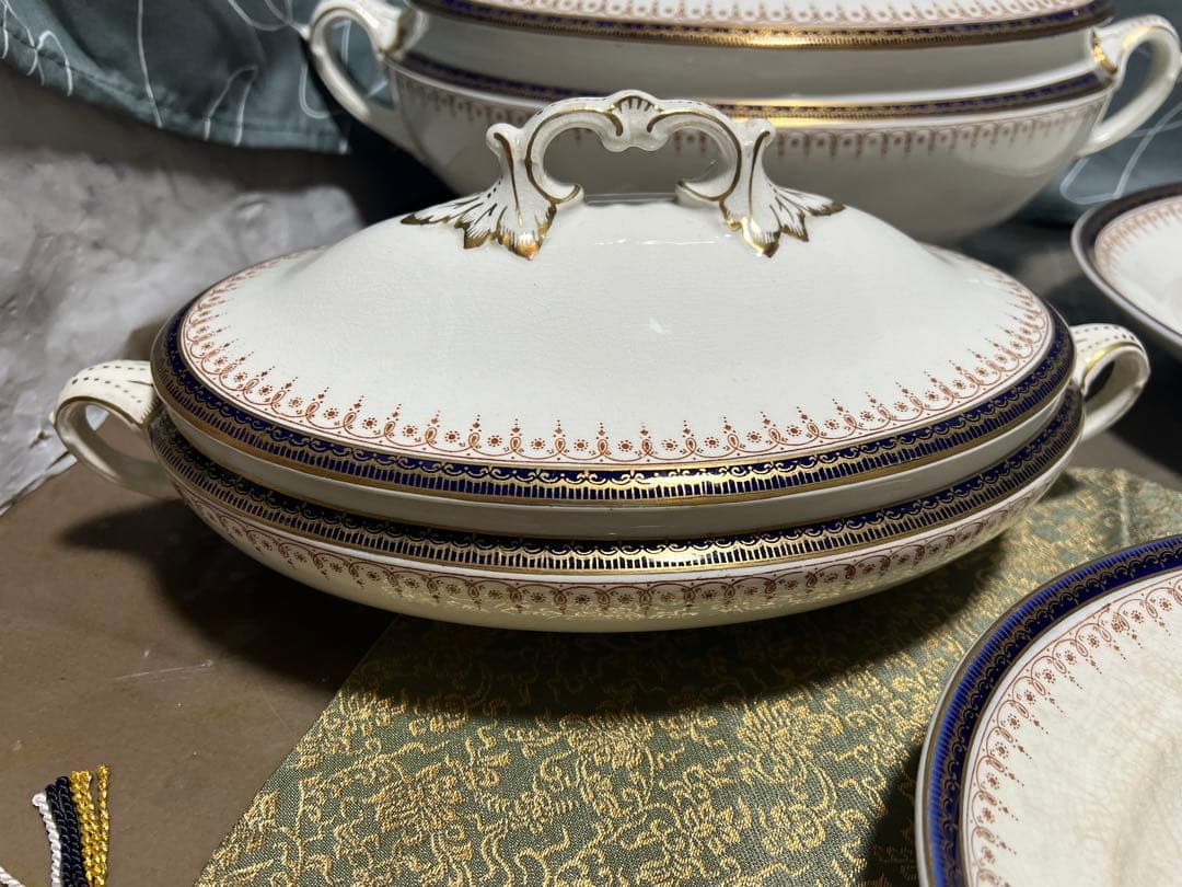 ウェッジウッド テリーヌ オーバルプレート レードルの5点セット