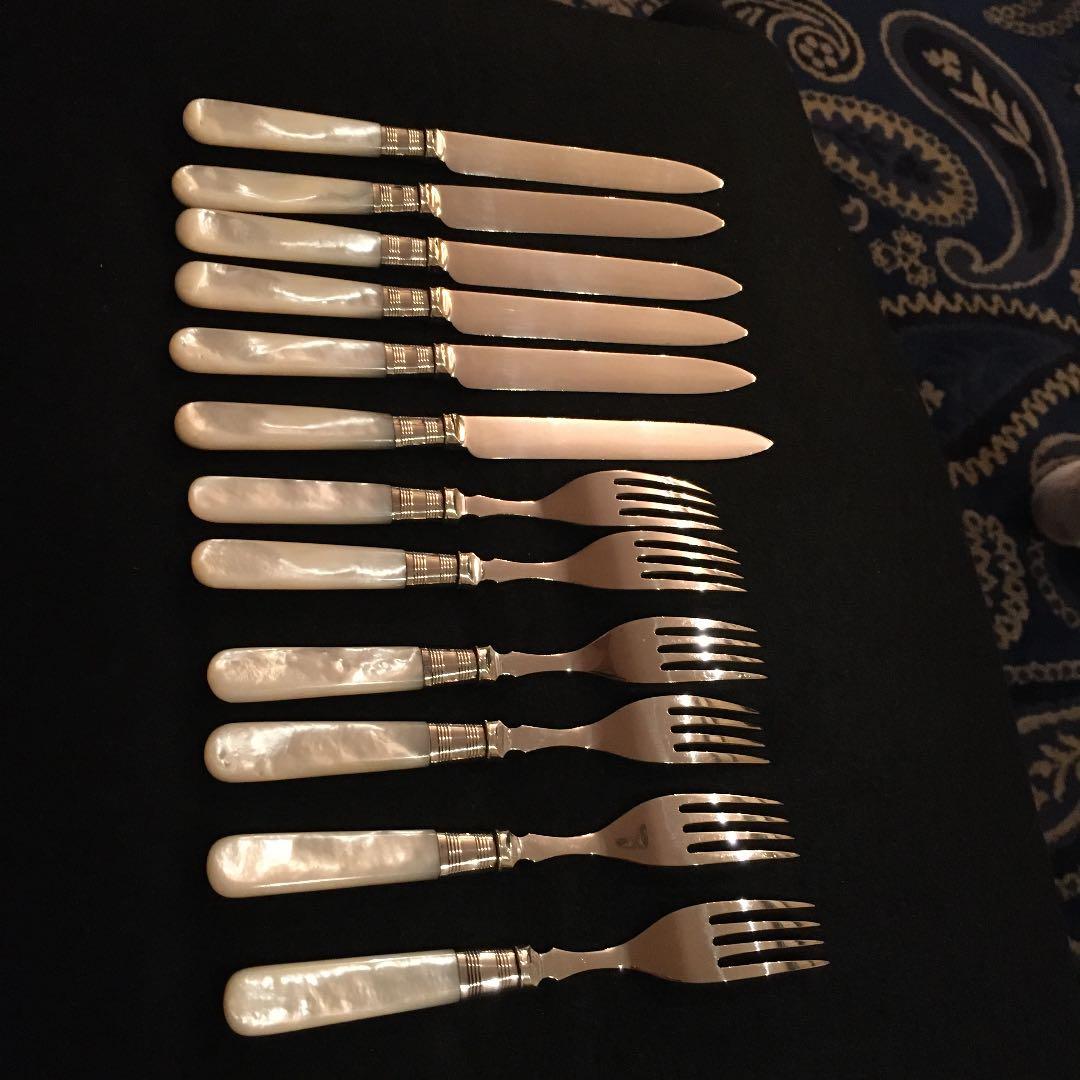 お値下げ　英国製シルバーとマザーオブパールのアンティークカトラリー　一部純銀