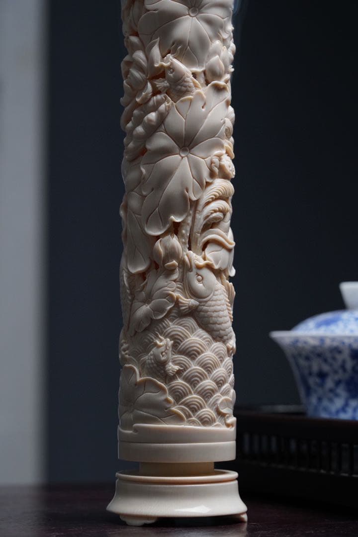 天然マンモス牙美しい手作り彫刻荷趣·八方来財香筒