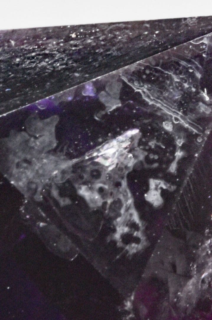 ★ジンバブエ シャンガンアメジスト原石