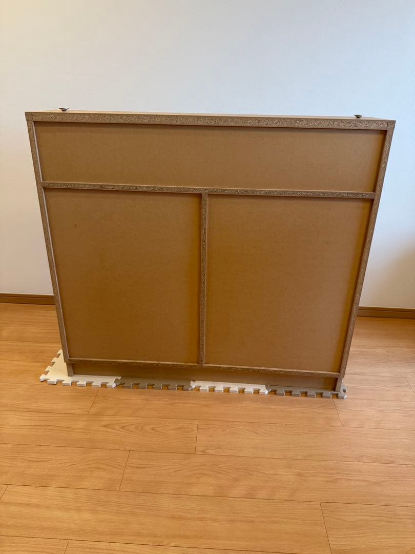 狭いカウンター下にも収納できるキャビネット 2扉付き