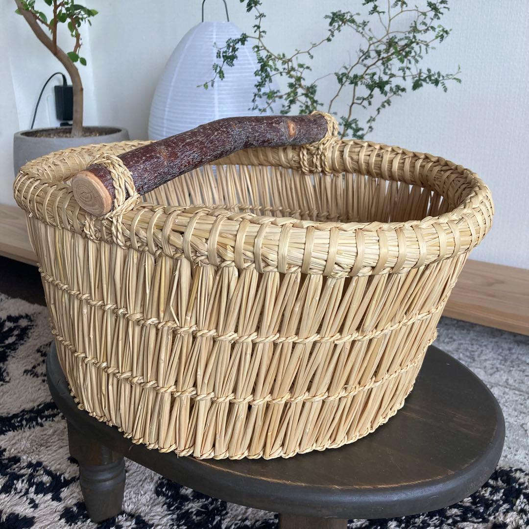 藁や(スズキ ユカリ) りんごかご りんご籠 カゴ - メルカリ