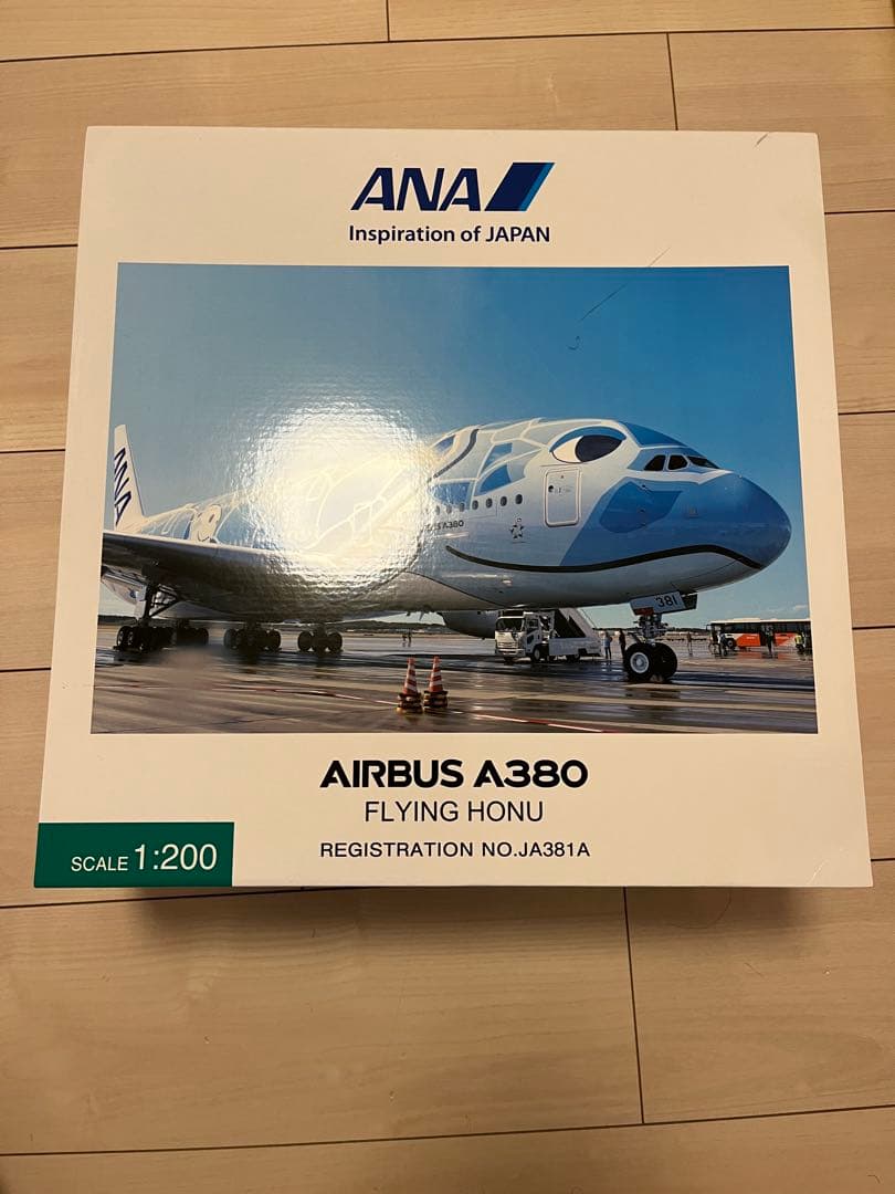 ANA AIRBUS A380 FLYING HONU 1:200 - メルカリ