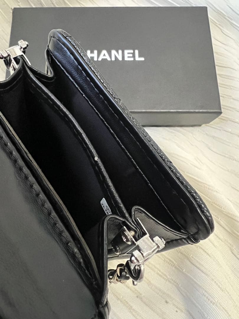 J*●様 CHANEL ブラック キルティングポーチ　ノベルティ