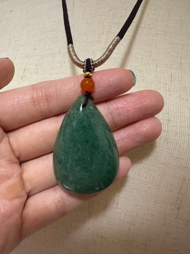 春節祭　水滴ネックレス　シャー太翠　ペンダント