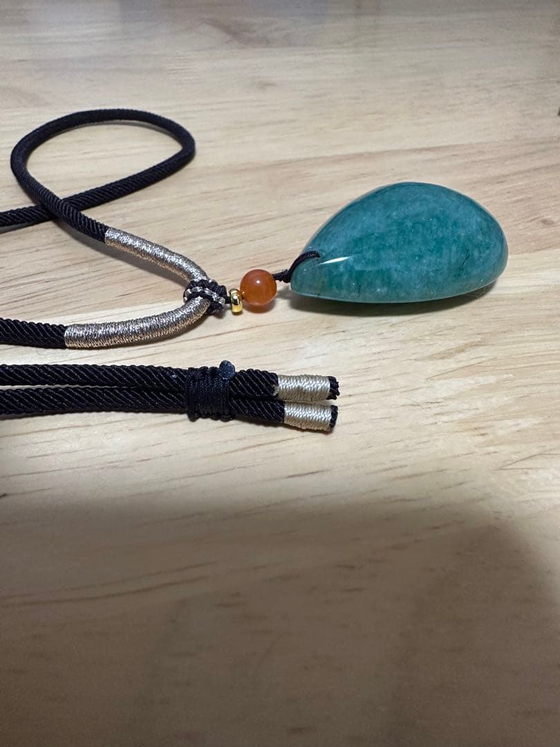 春節祭　水滴ネックレス　シャー太翠　ペンダント