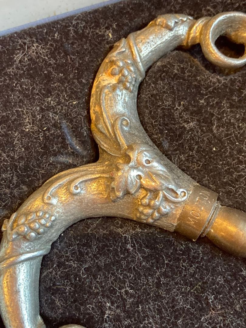 Château Mouton Rothschild コルクスクリュー