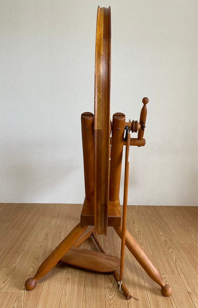 東京手織機　紡ぎ車