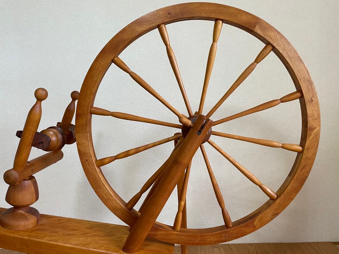 東京手織機　紡ぎ車