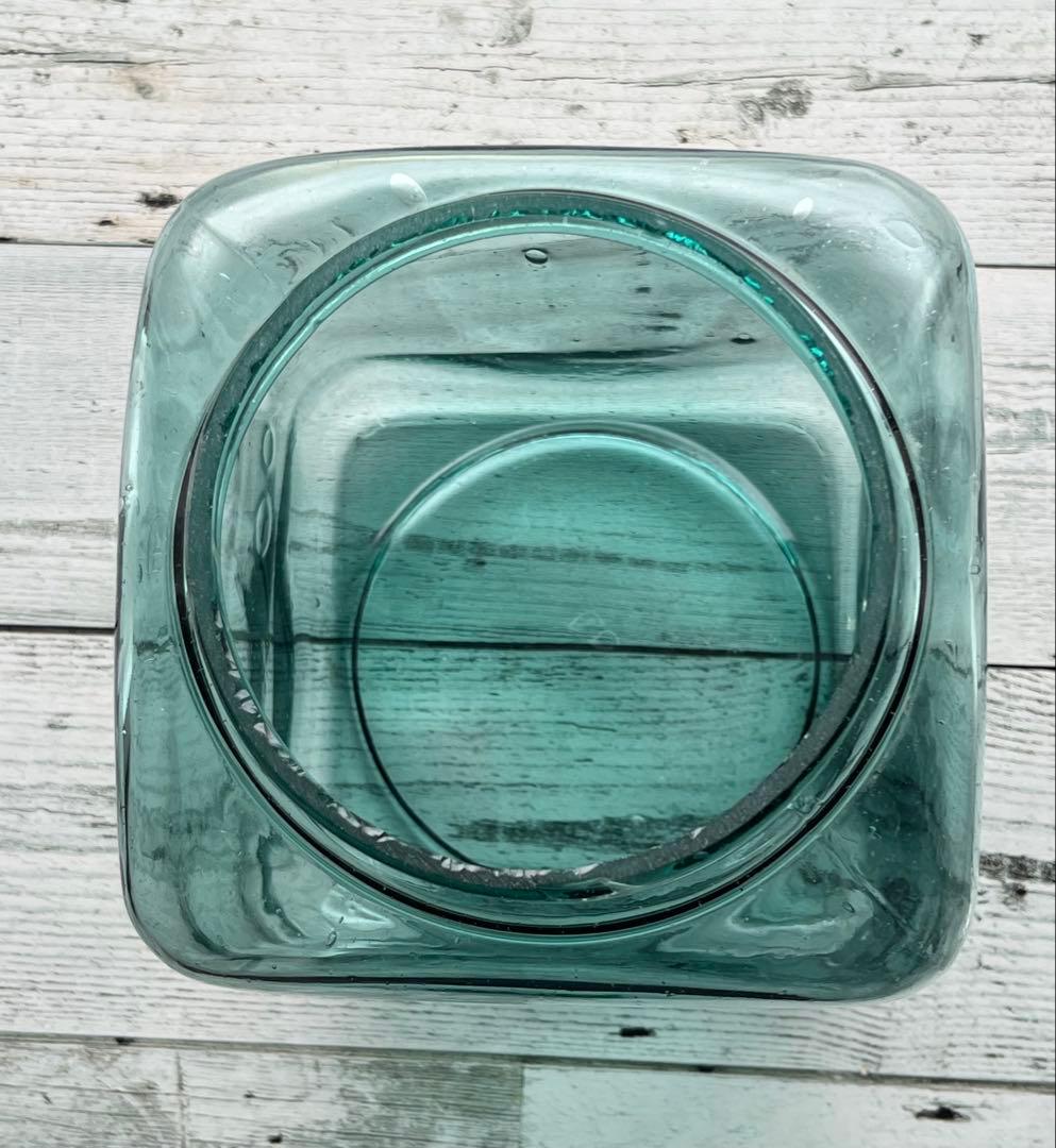 【気泡たっぷり】昭和レトロ　ブルー系　蓋付きガラス瓶