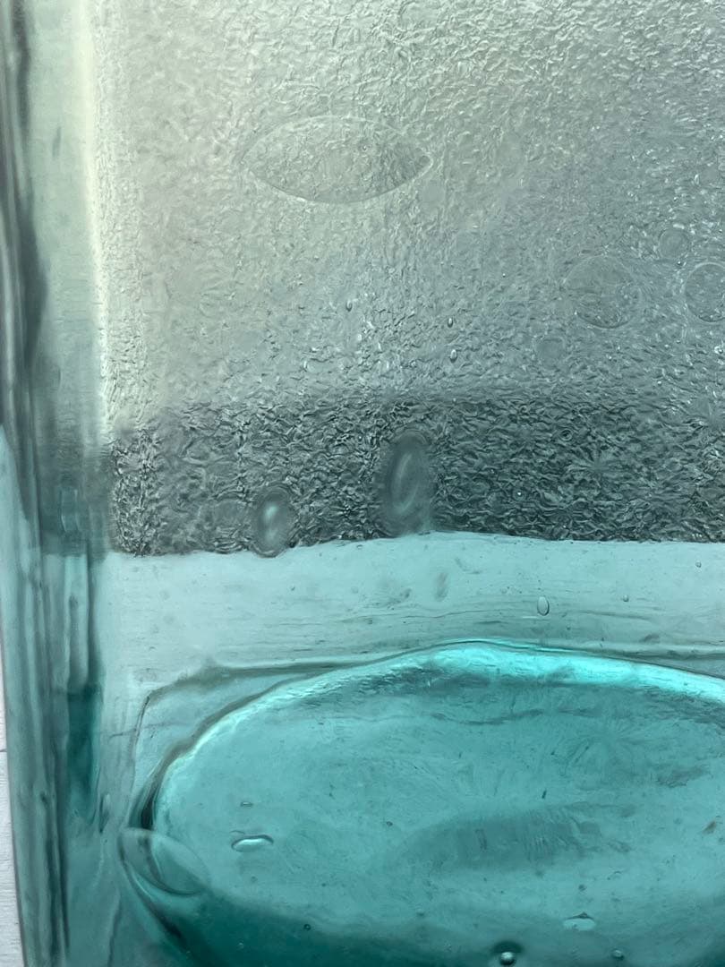 【気泡たっぷり】昭和レトロ　ブルー系　蓋付きガラス瓶