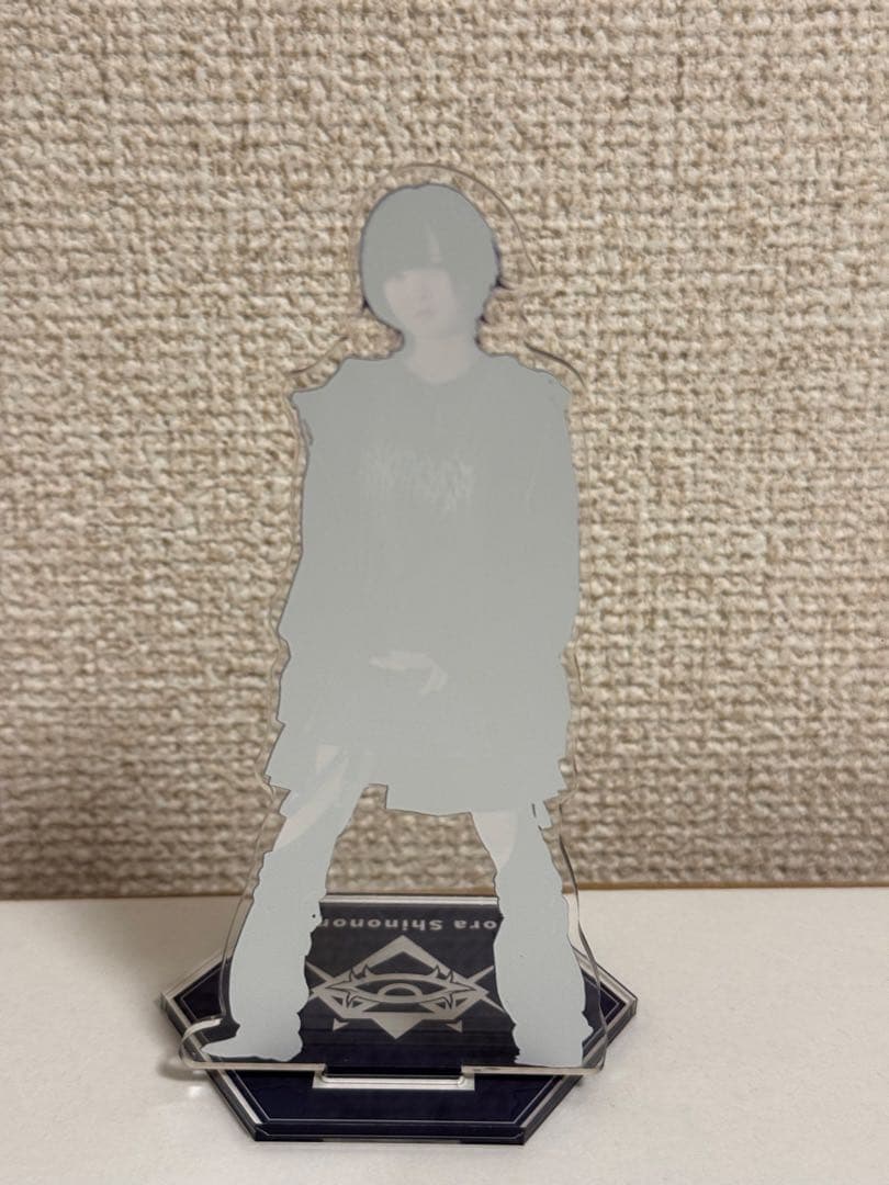 AVAM 東雲青空 アクリルスタンド 台座あり 使用感あり - メルカリ