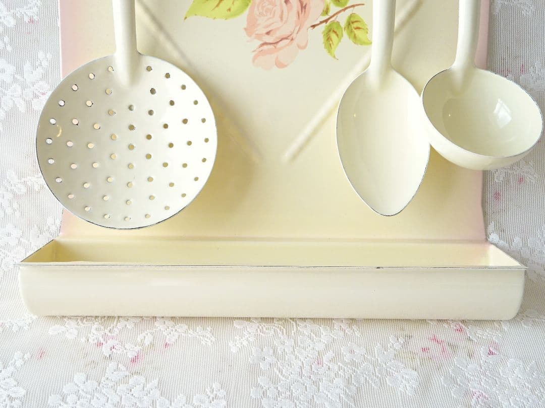 イマン　ダイアナローズ　レードルラック　マニーローズ