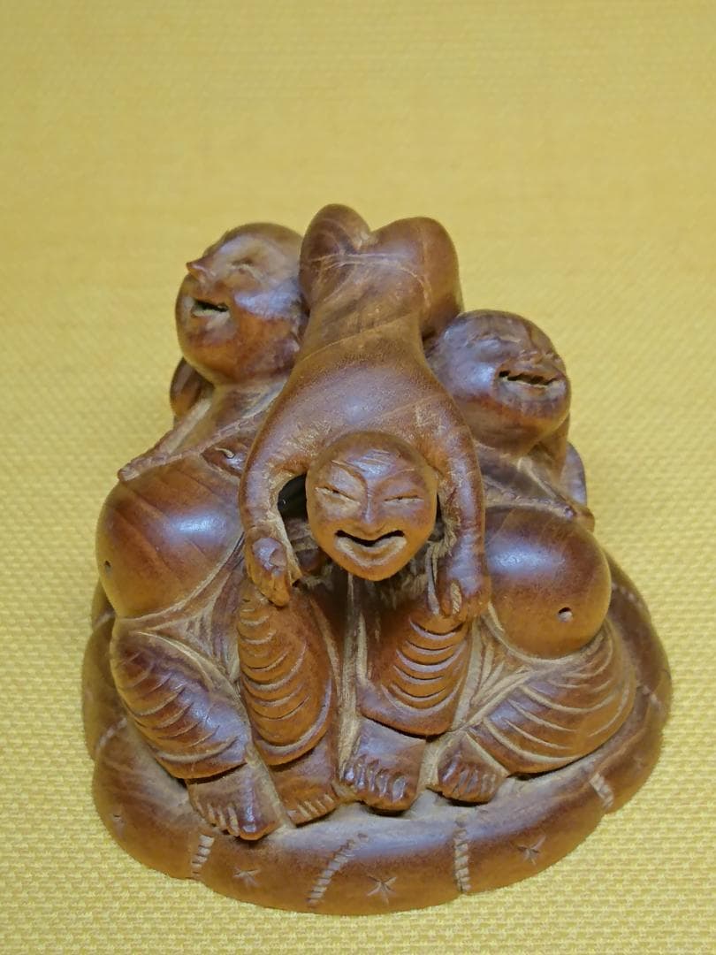 木彫り　人形　木製　古玩　オブジェ　置物　インテリア　工芸品　美術品　A3421