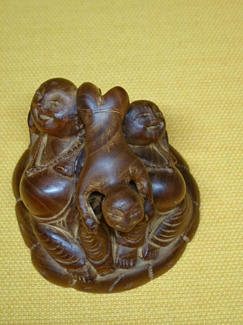 木彫り　人形　木製　古玩　オブジェ　置物　インテリア　工芸品　美術品　A3421