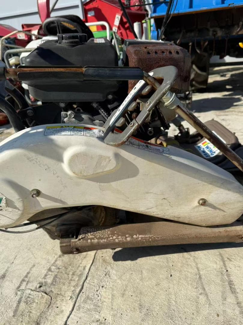 【福岡県みやま市】自走式草刈機　オーレック WM747PRO　ウイングモアー