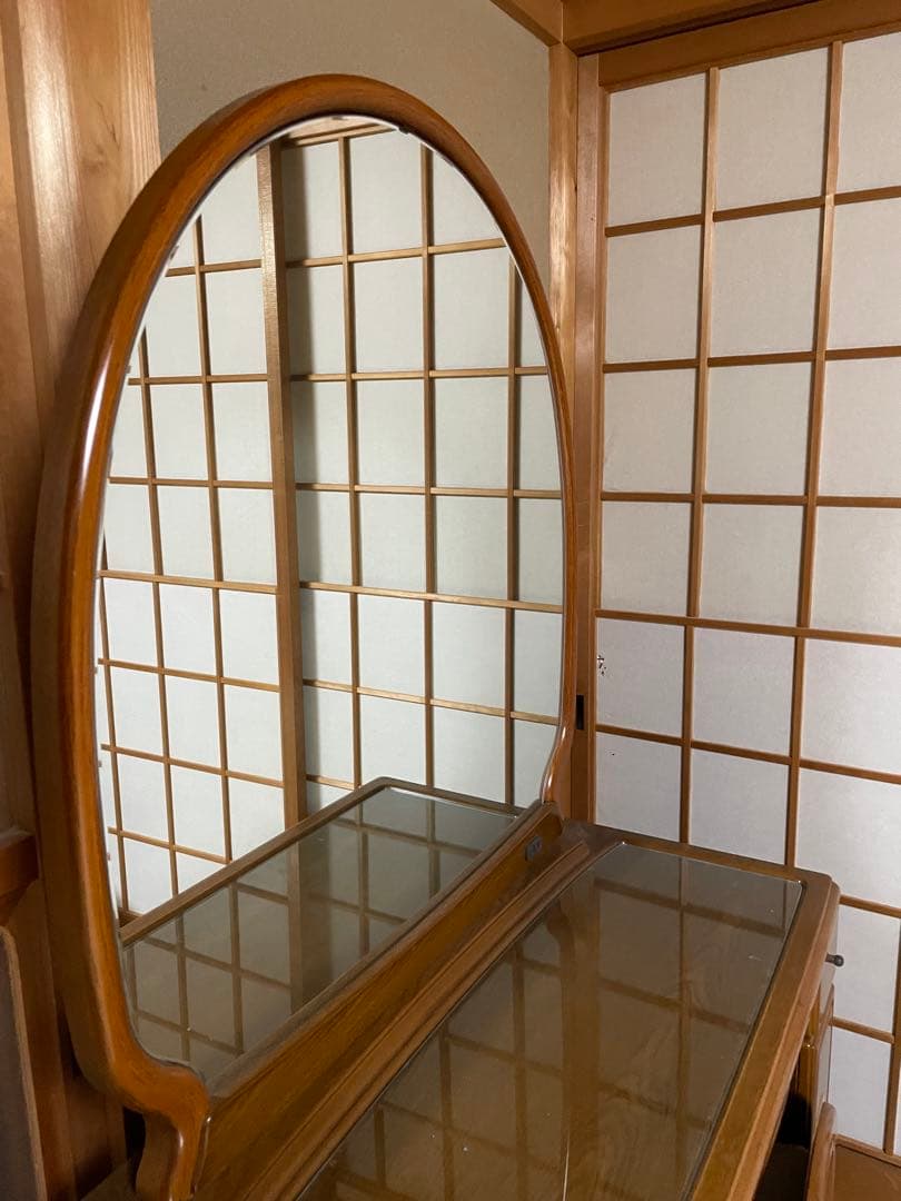 底値到達！いいねに感謝　ドレッサー　昭和後期　美品