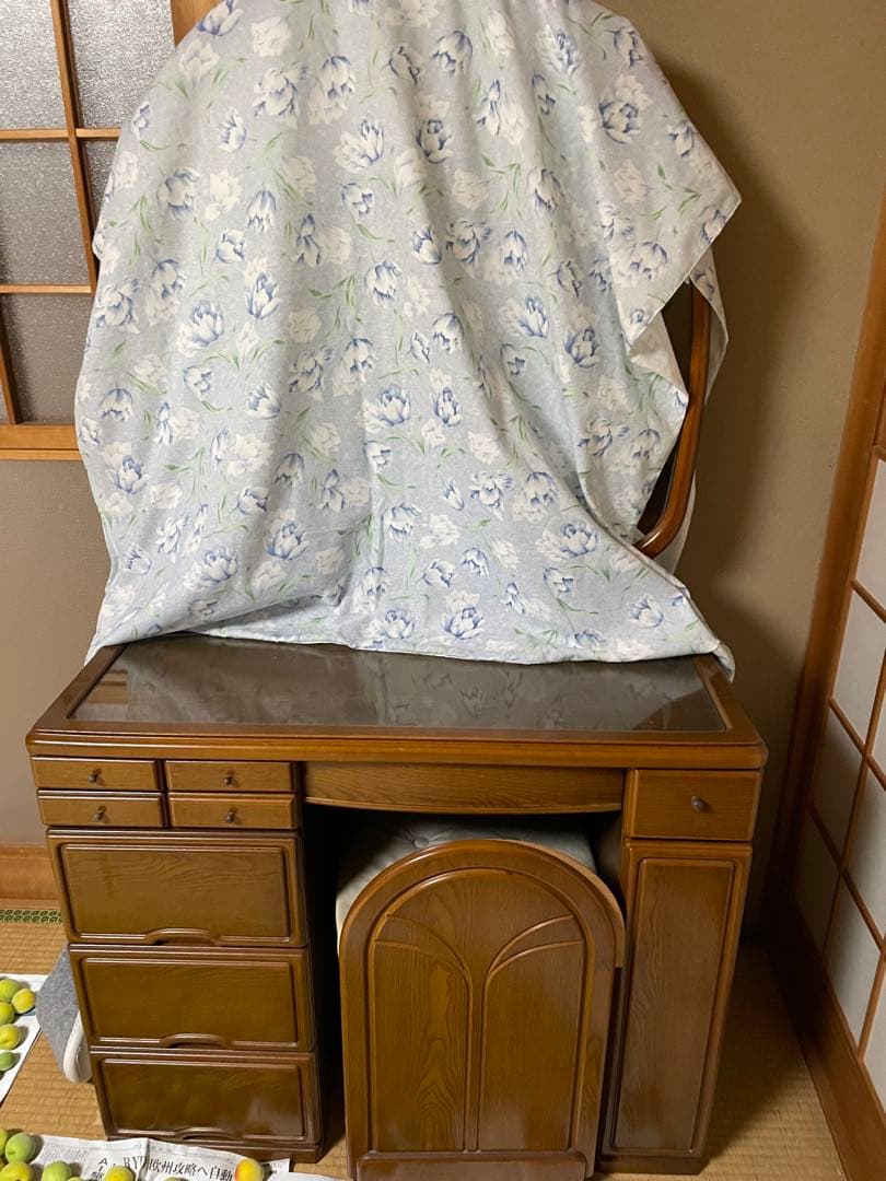 底値到達！いいねに感謝　ドレッサー　昭和後期　美品