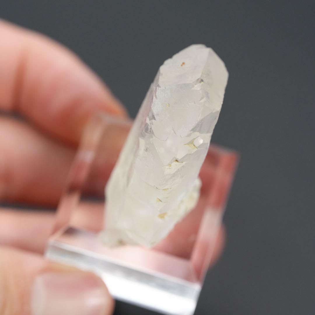 【ハーフクローズド】Gwindel グインデルクォーツ 38×29×15mm