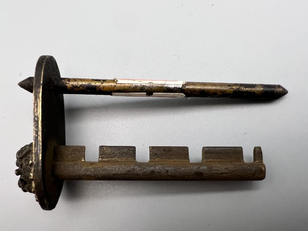 【海】中国晩清民国　からくり　錠前　銅製立体獅子文　丸4文字　古い鍵　中国骨董品