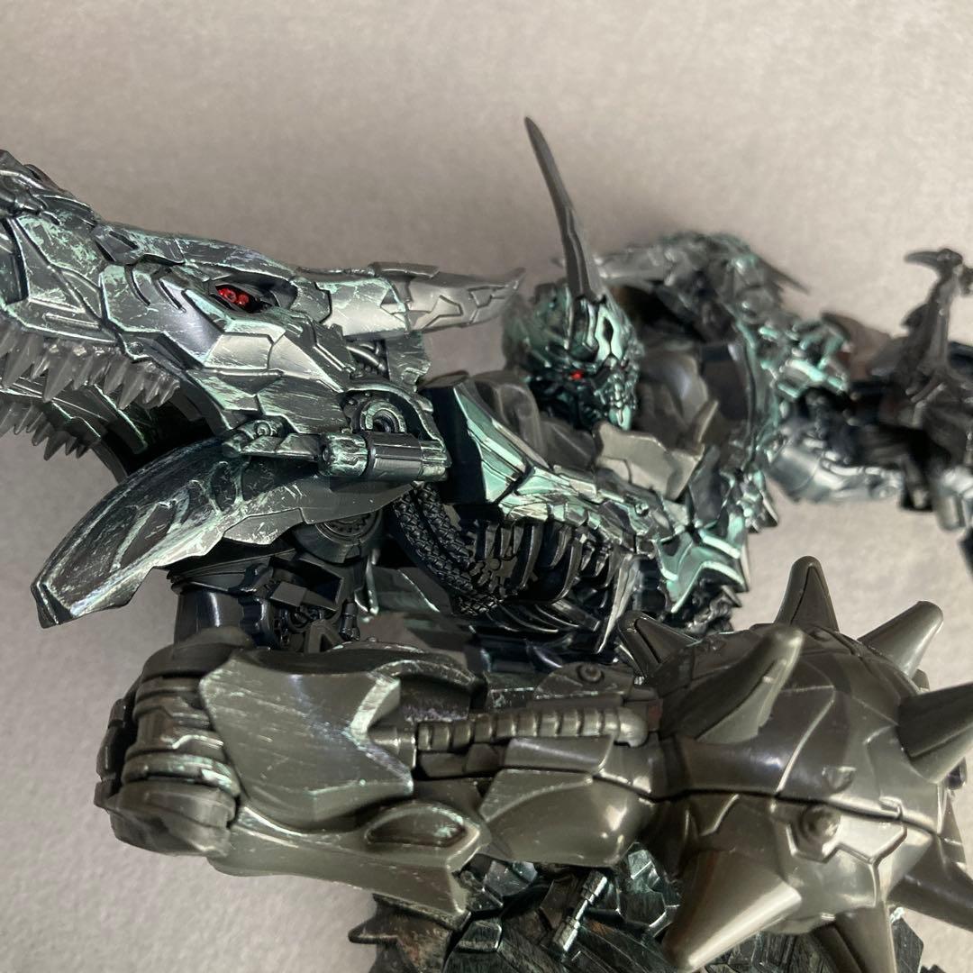 SS-07 グリムロック トランスフォーマー　スタジオシリーズ