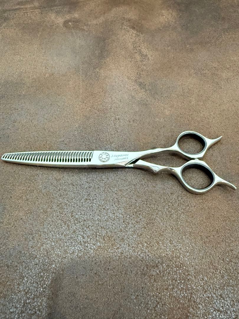 肉筆厚塗り油絵 布マット付き♪ 外寸約730×405mm 手書き油絵W3号相当