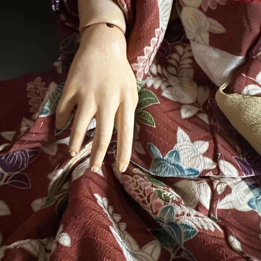 最終大幅お値下げ‼️美しいお顔立ち❣️　素晴らしい伝統的な日本の着物の人形