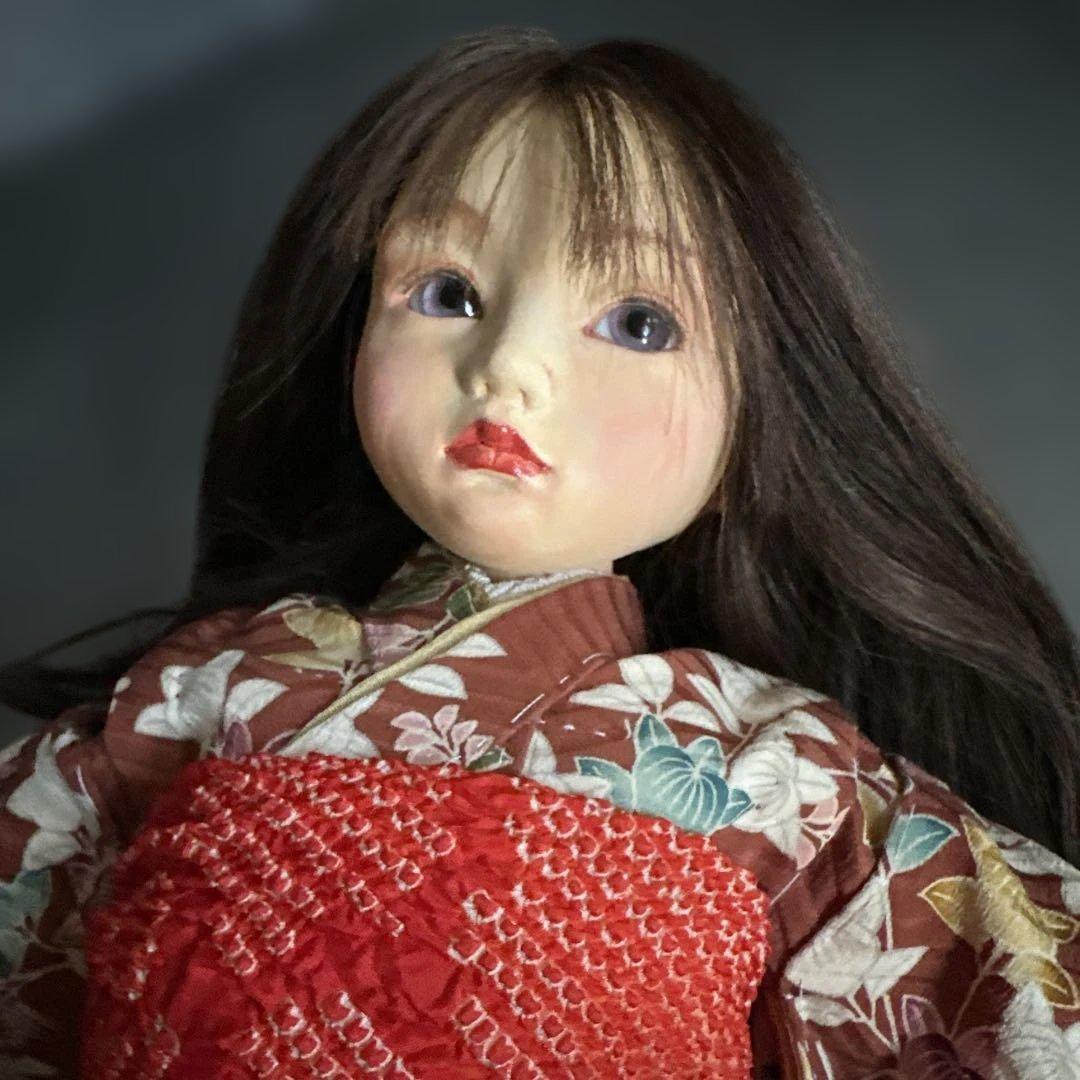 最終大幅お値下げ‼️美しいお顔立ち❣️　素晴らしい伝統的な日本の着物の人形