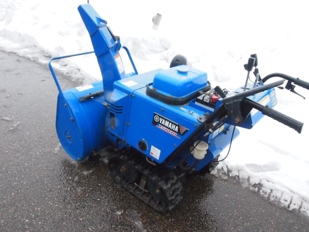 除雪機ヤマハ！！YS1070クローラー新品　実動富山、石川、金沢